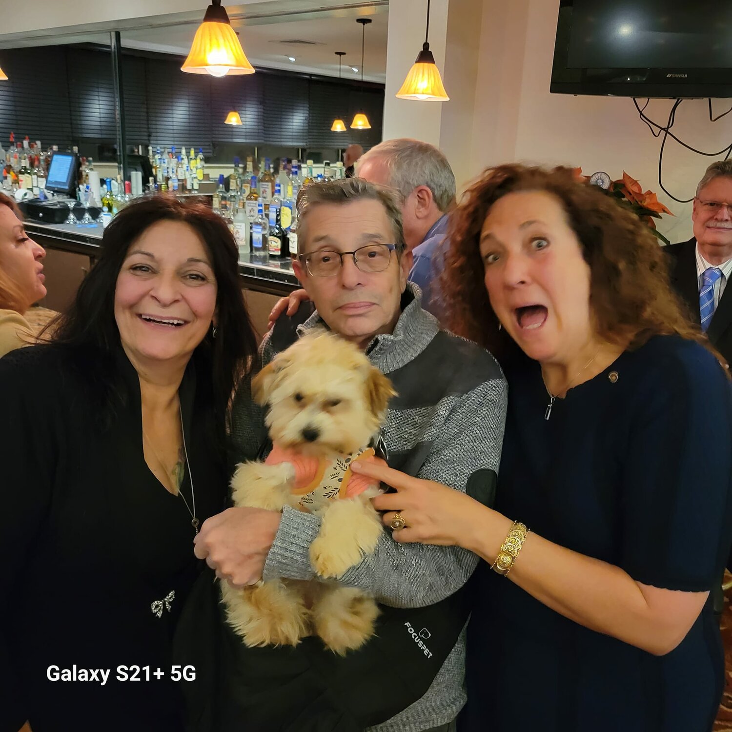 I was still working on "light up your face with gladness" while posing with Jackie D'Abbraccio, left, and Lori Rae Silvers as they admired That Blur Named Gidget at the SCCC Awards Gala last Thursday.